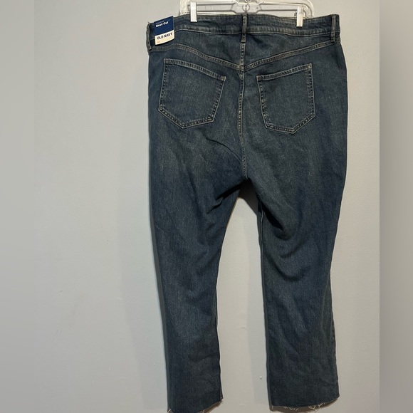 Old Navy Plus Size Kicker Boot Cut Jeans - Picture 7 of 7